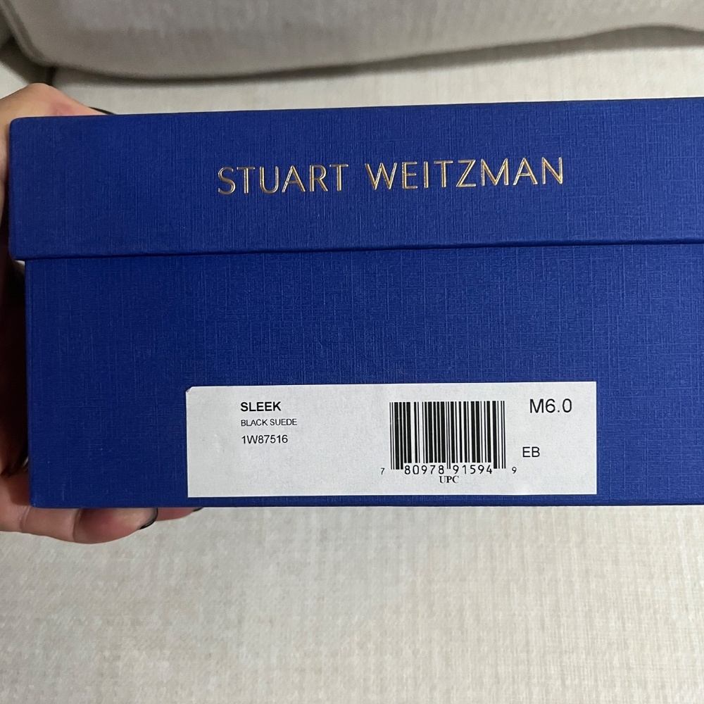 Stuart Weitzman - Picture 11 of 12